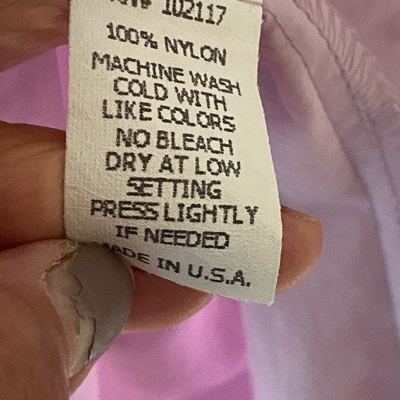NWOT Eleven Stitch Design Pale Lavender Top 100% Nylon Sz Med Oversize - Picture 8 of 8